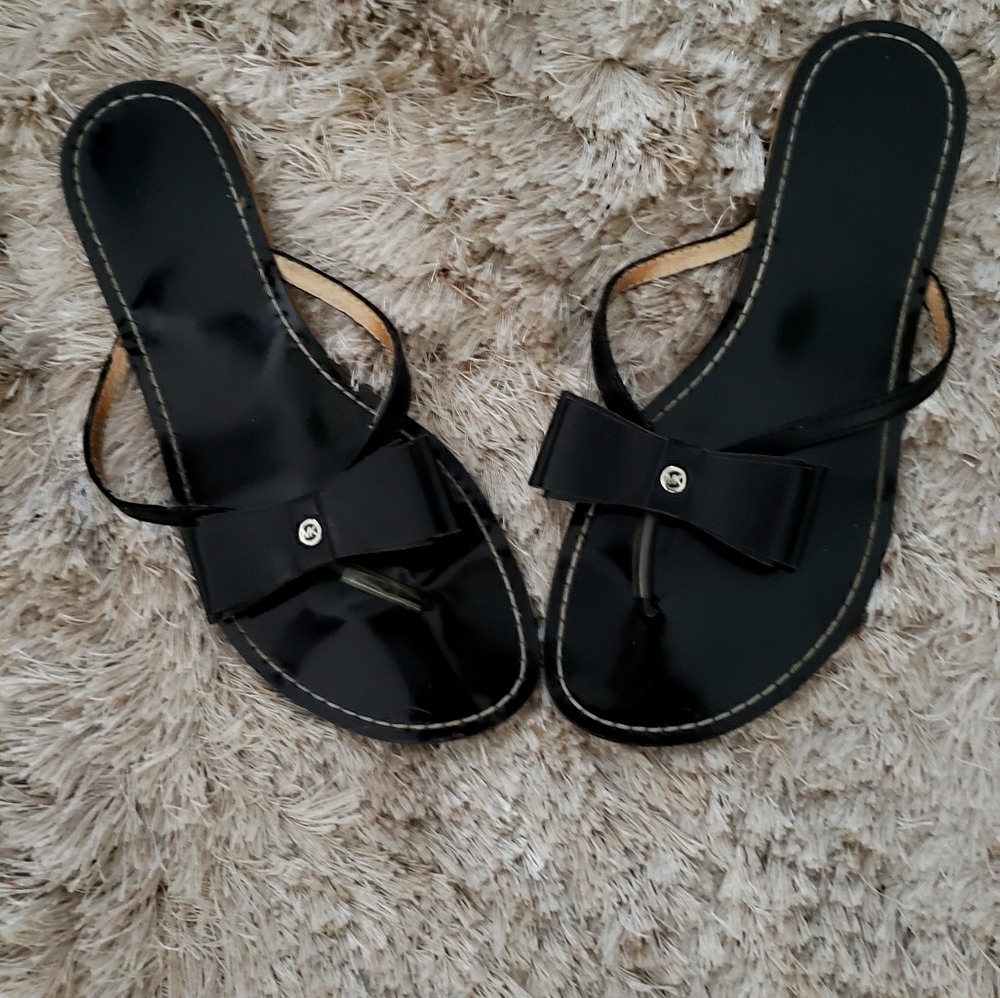 Michael kors leather thongs Sandals